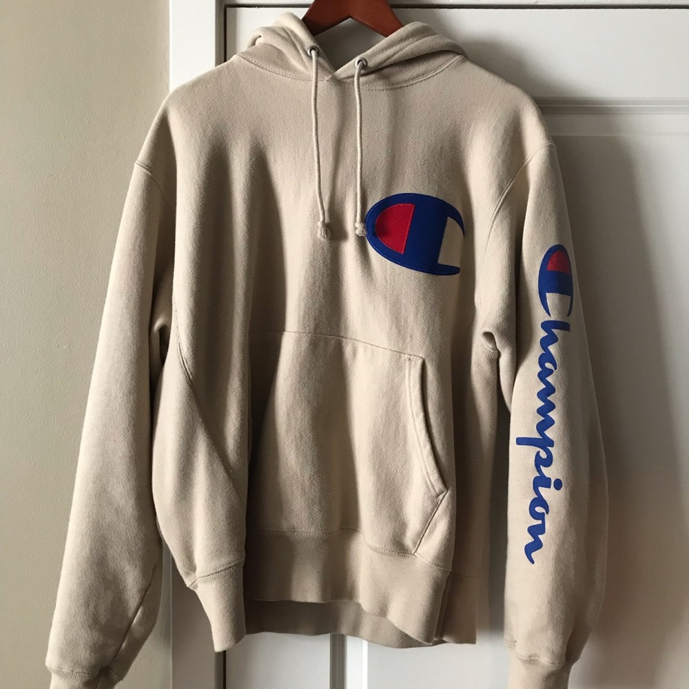 Champion oversized fit hoodie.